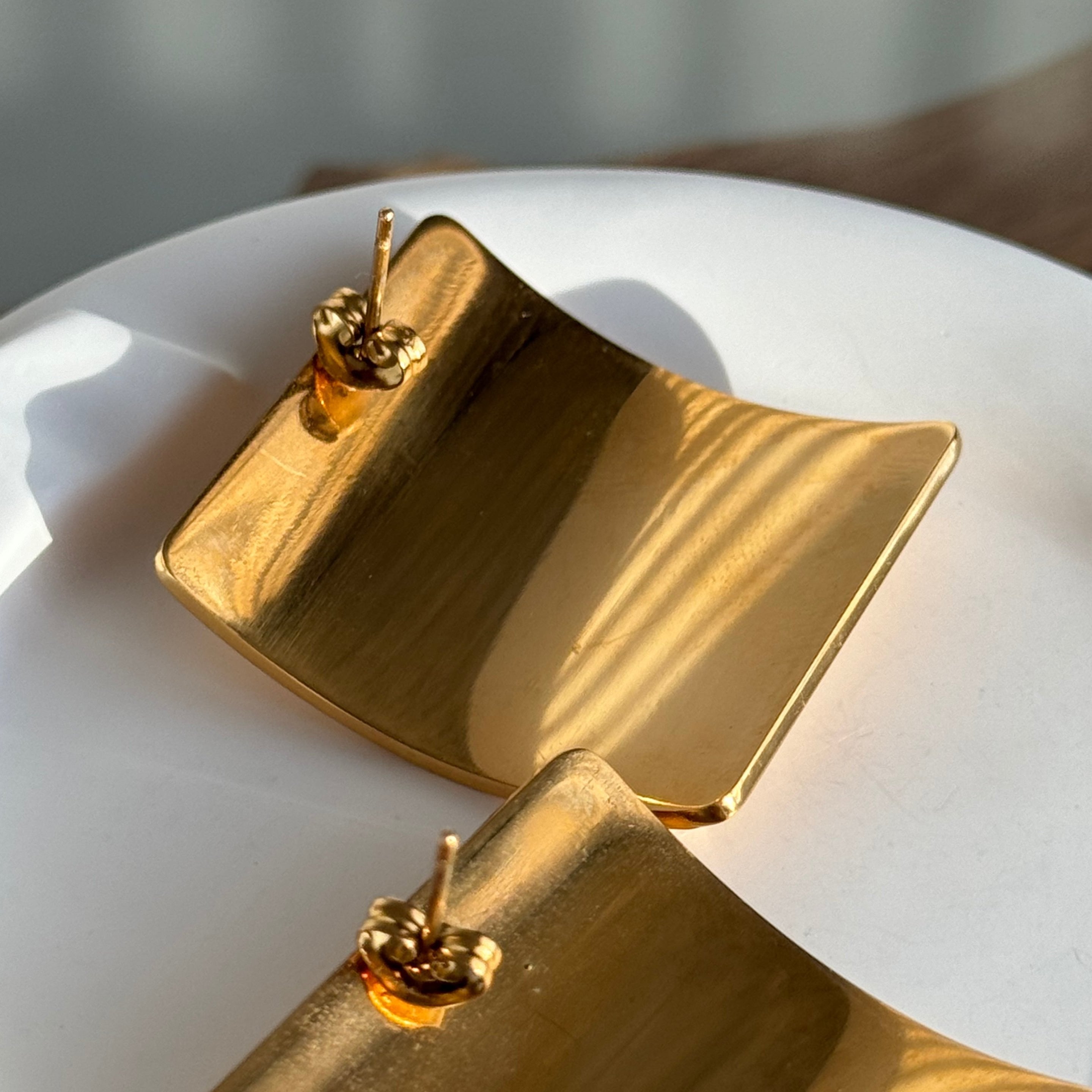 Chunky Square earrings gilded in 18-Carat Gold