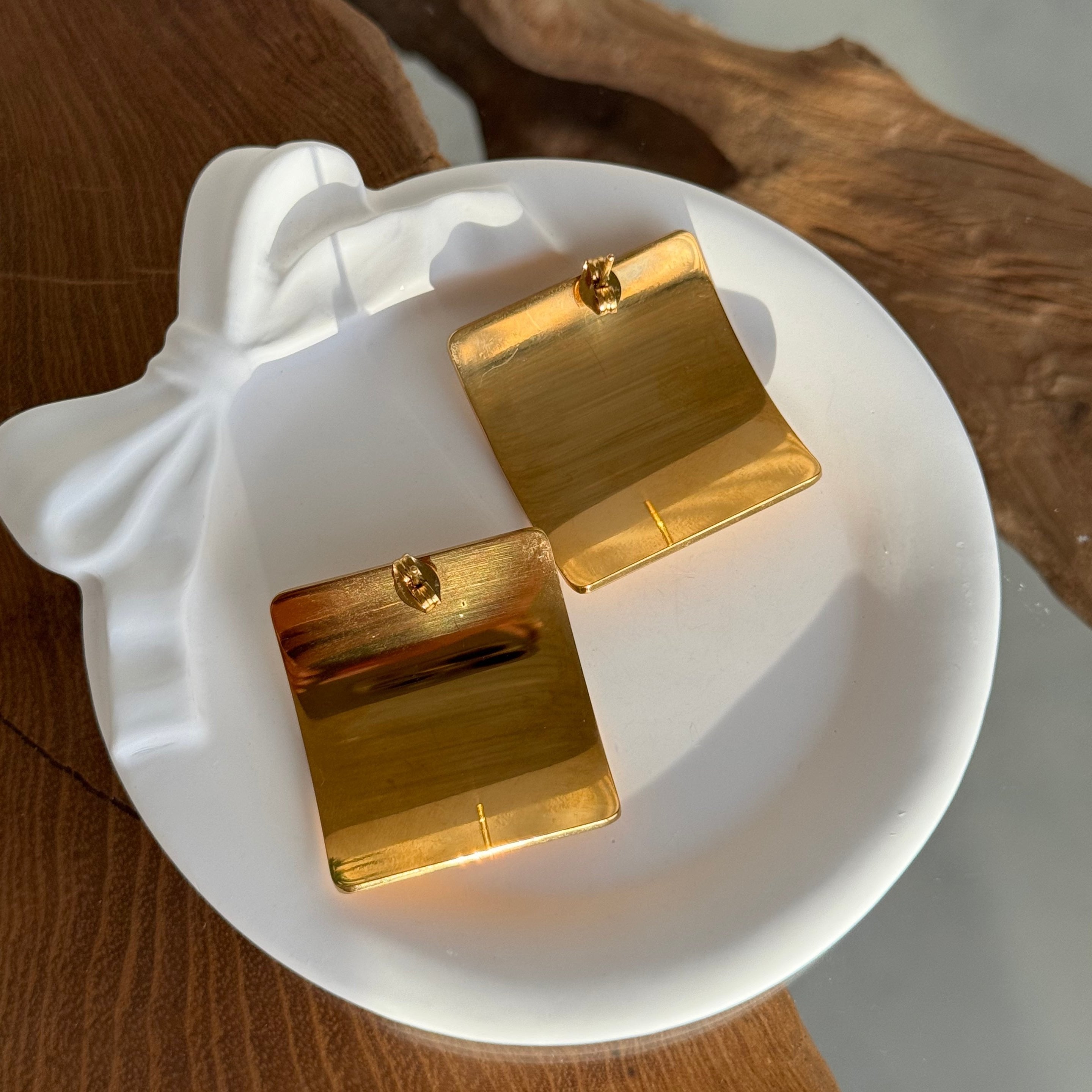 Chunky Square earrings gilded in 18-Carat Gold