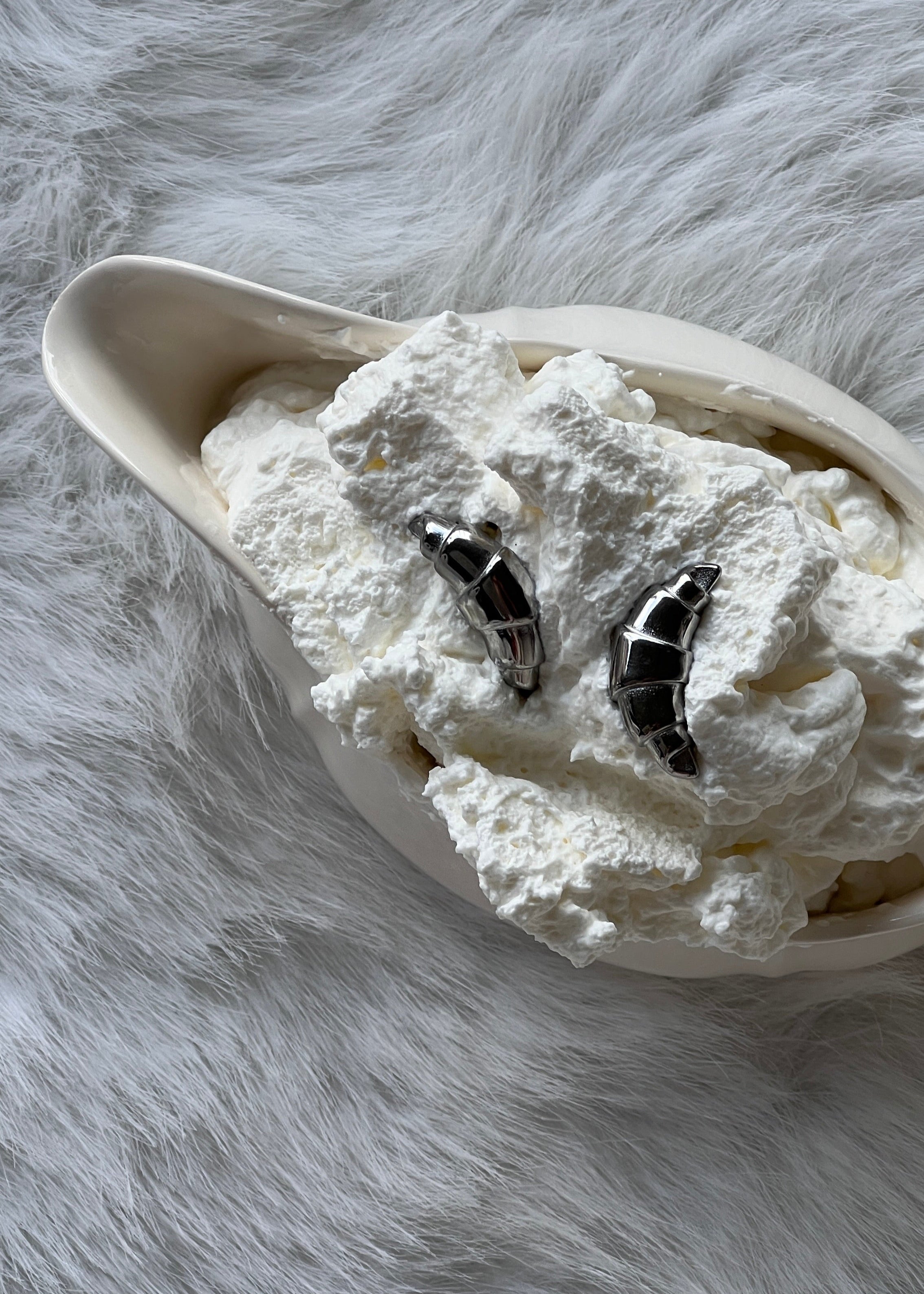 Croissant-shaped Drop Earrings gilded in 925 Silver