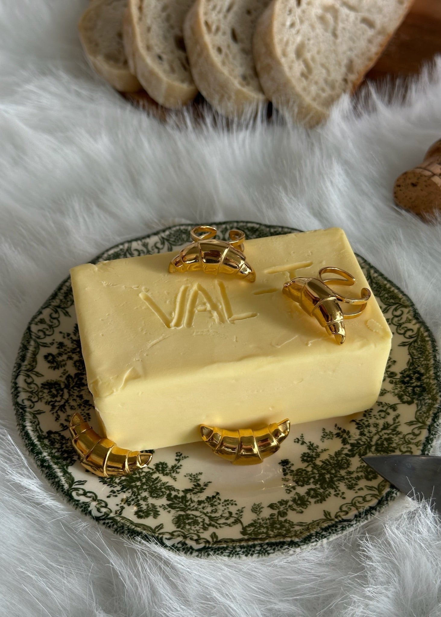 Croissant-shaped Drop Earrings gilded in 18-Carat Gold