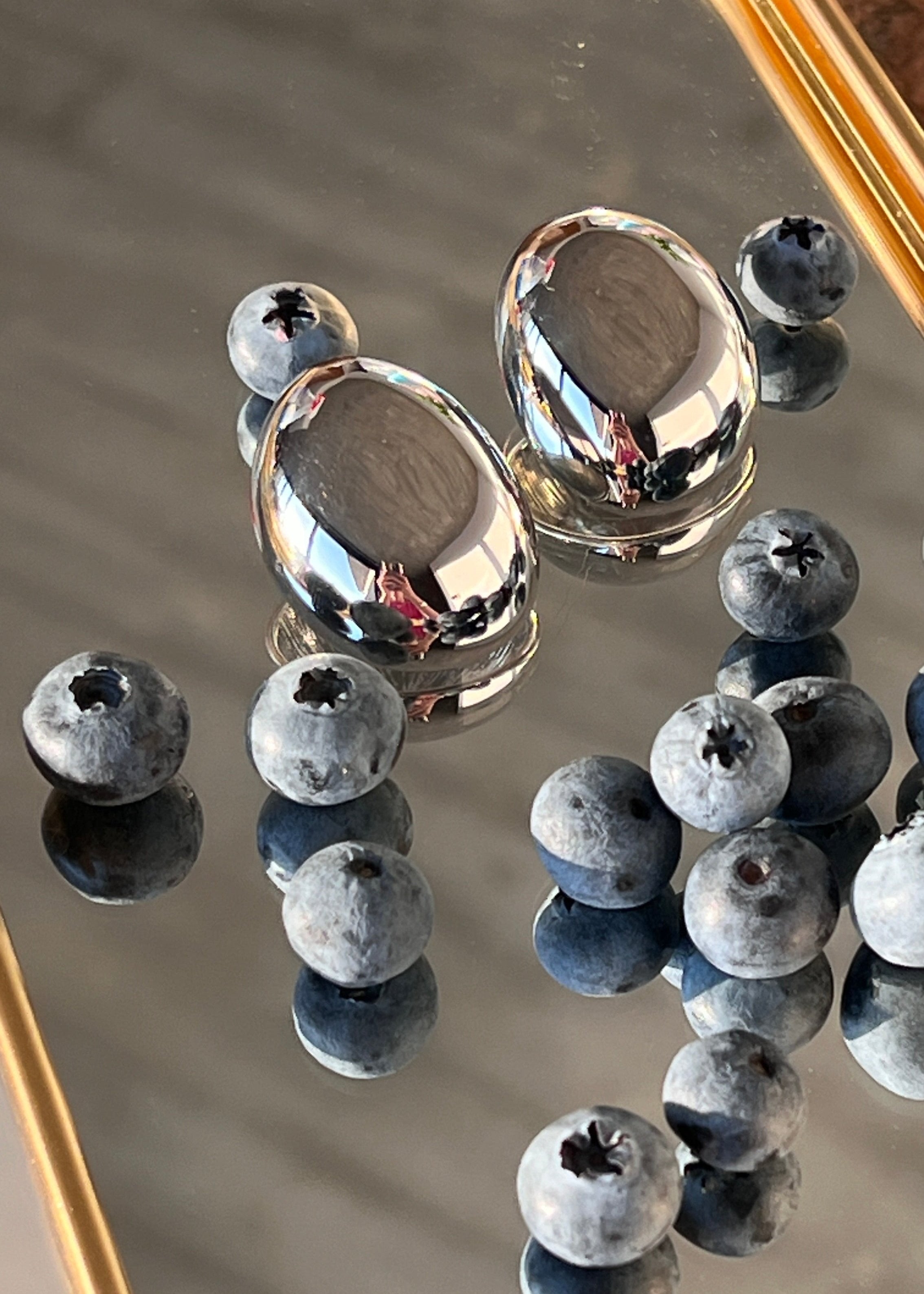 Round-shaped Drop Earrings in 925 Silver