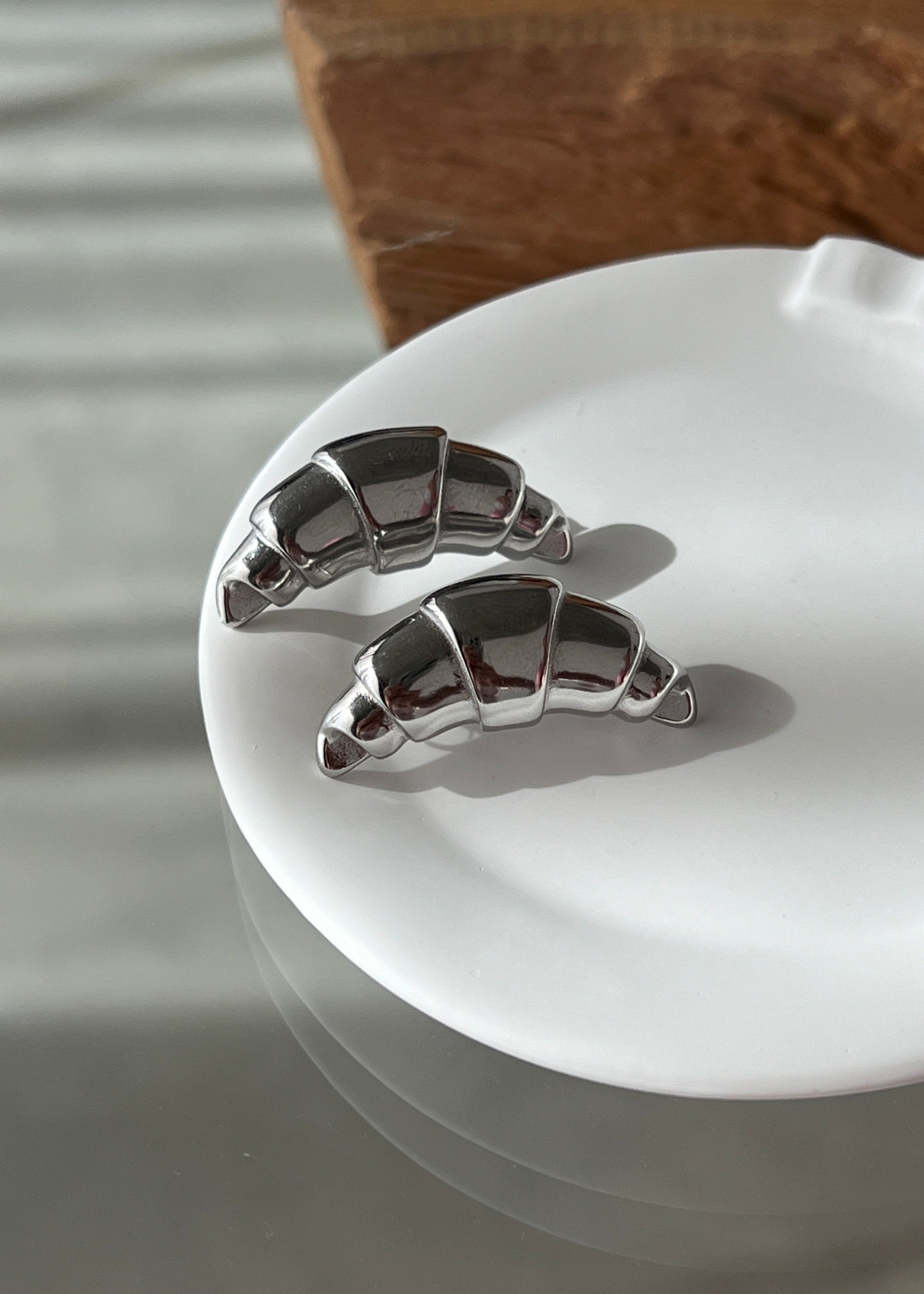 Croissant-shaped Drop Earrings gilded in 925 Silver