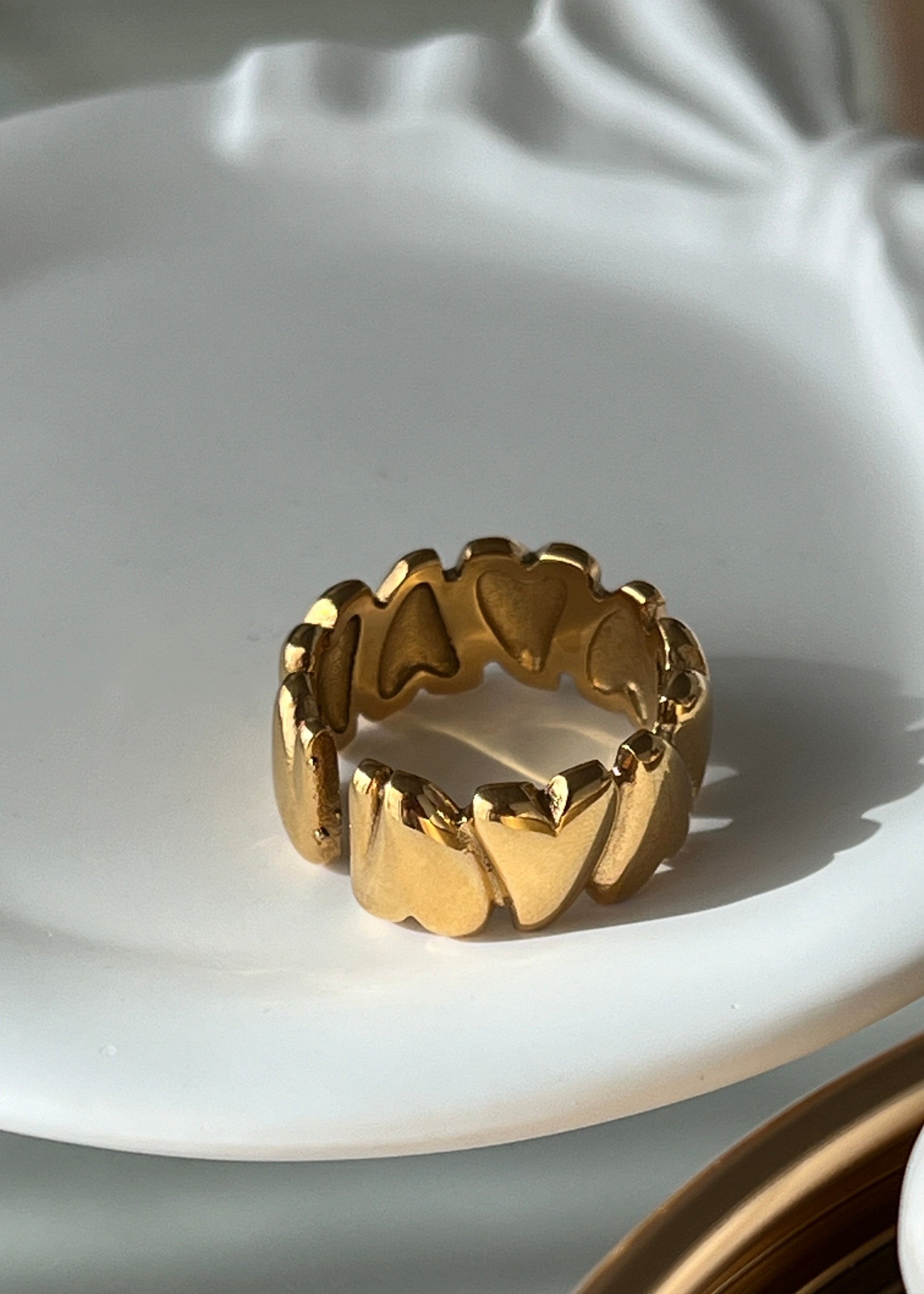 Heart-shaped Adjustable Ring gilded in 18-Carat Gold