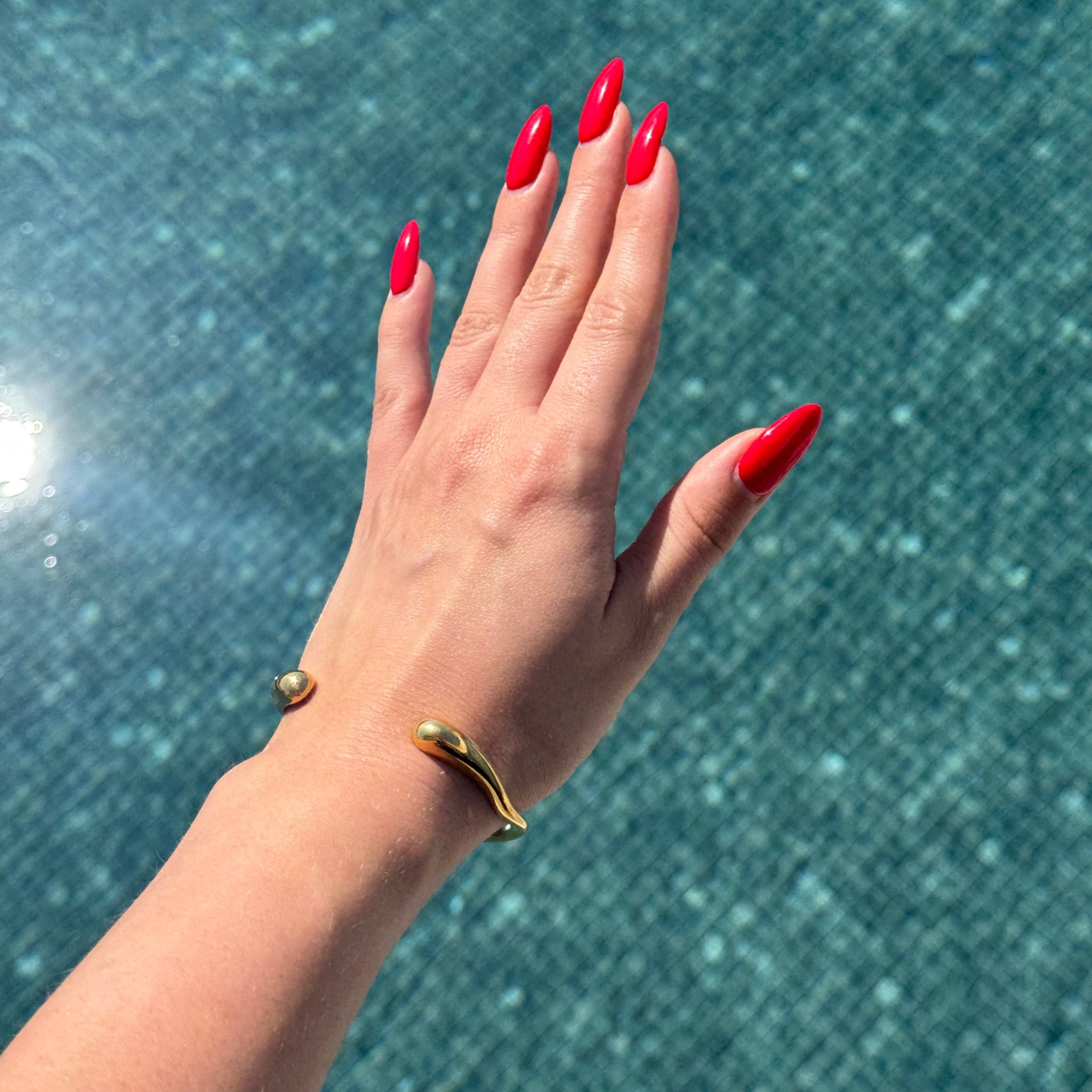 Must Have Classic everyday wear bracelet gilded in 18-Carat Gold