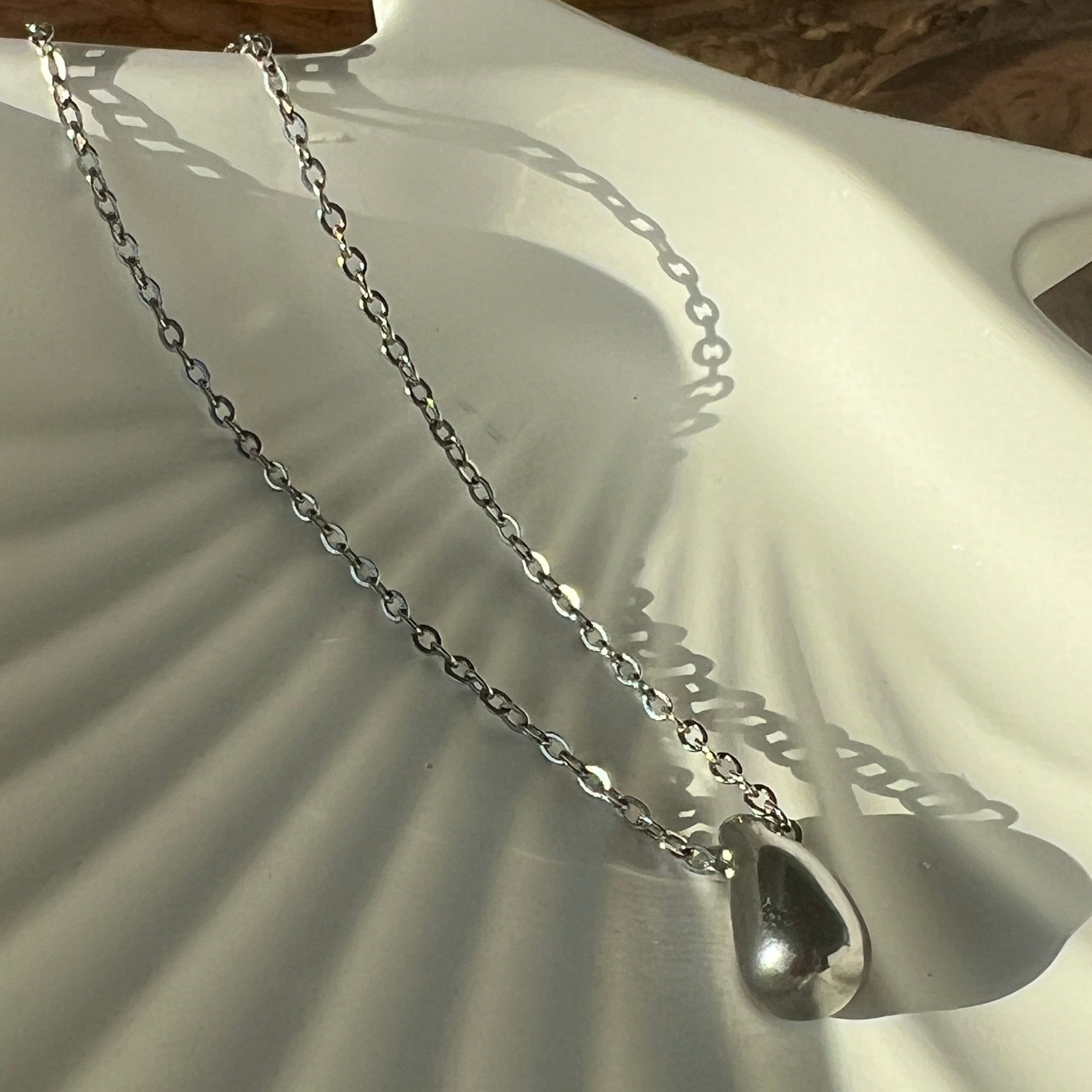 Drop Shaped Necklace gilded in 925 Silver