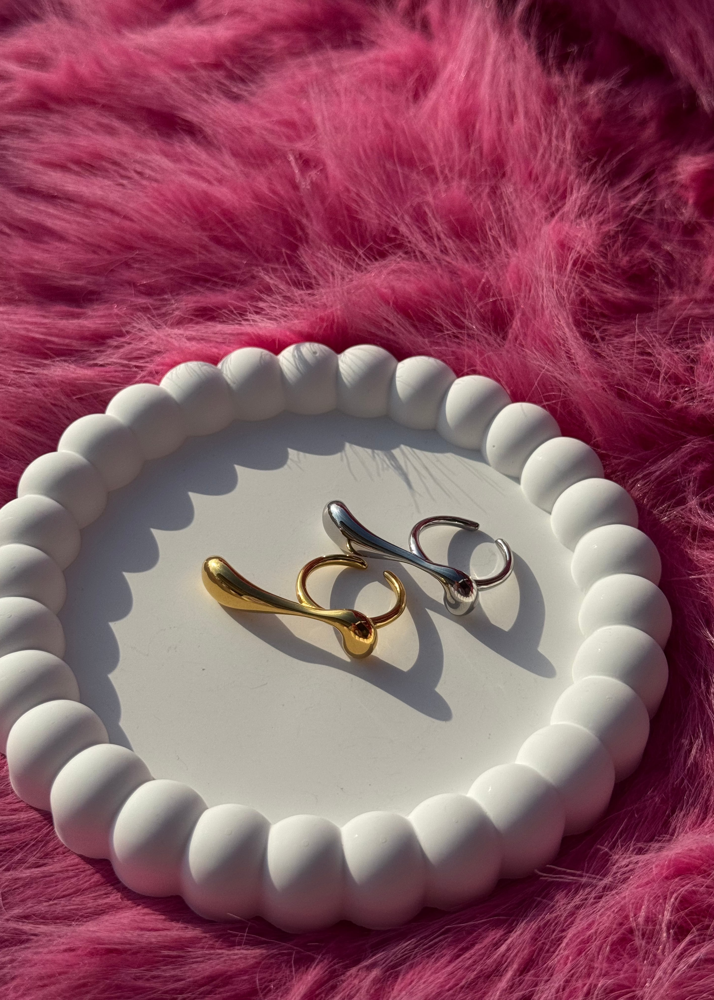 Long Drop-shaped Ring gilded in 18-Carat Gold