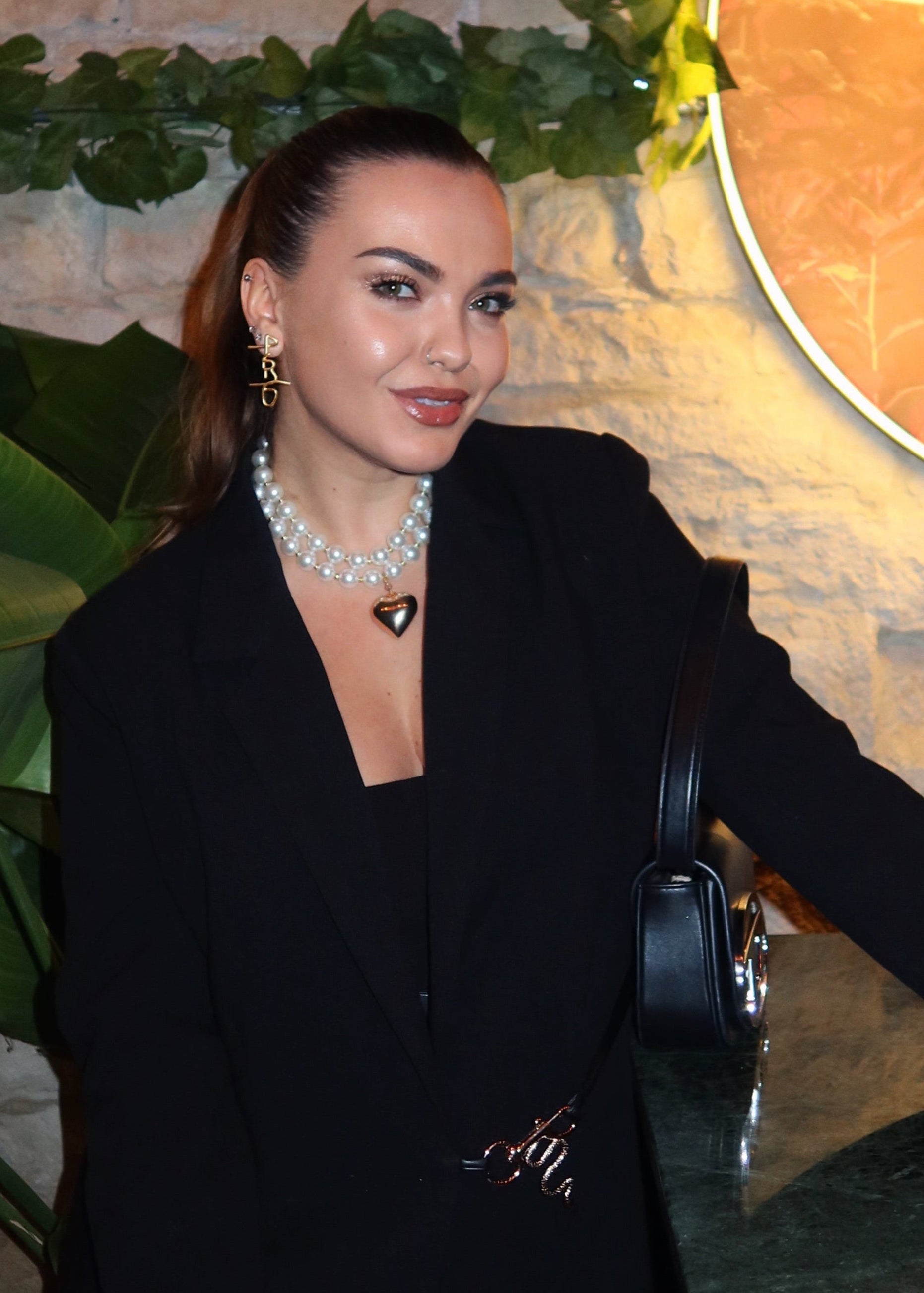 BIG PEARL LOVE CHOKER GILDED IN 18-CARAT GOLD