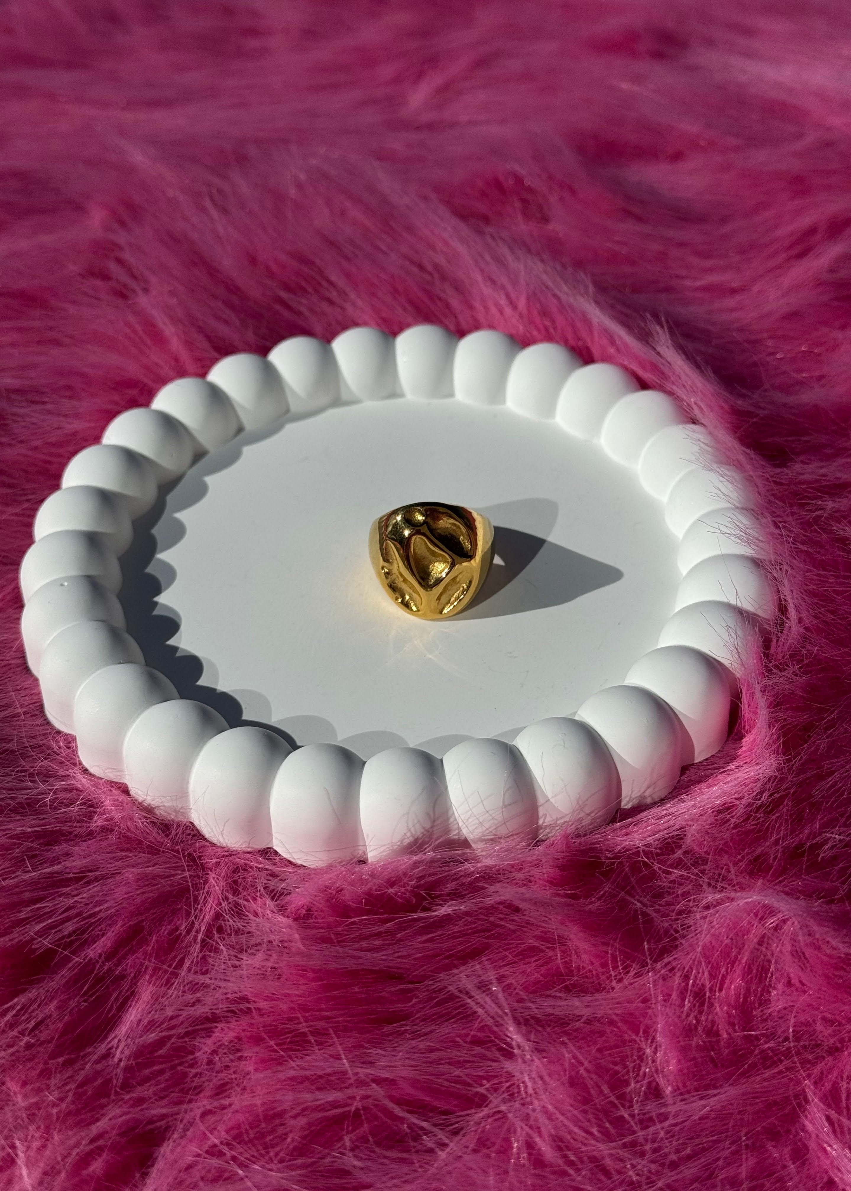 Irregular Bold Ring gilded in 18-Carat Gold