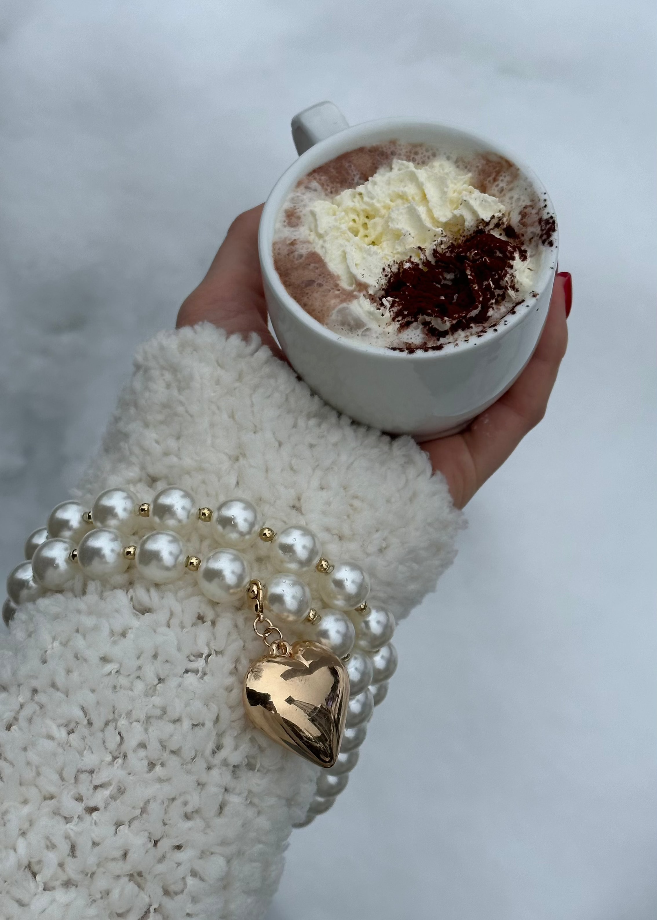 BIG PEARL LOVE CHOKER GILDED IN 18-CARAT GOLD