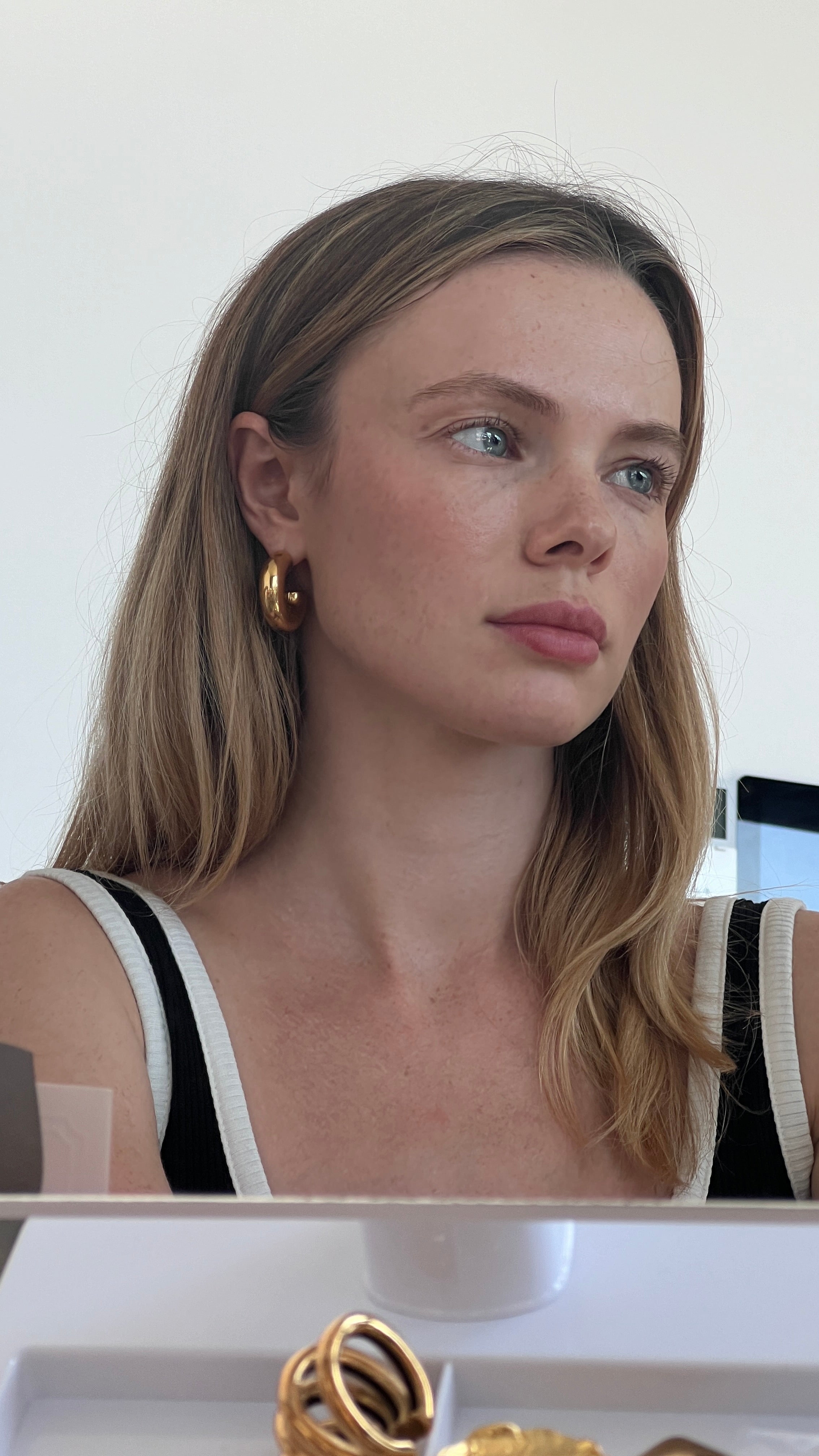 Classic hoop Earrings gilded in 18-
Carat Gold