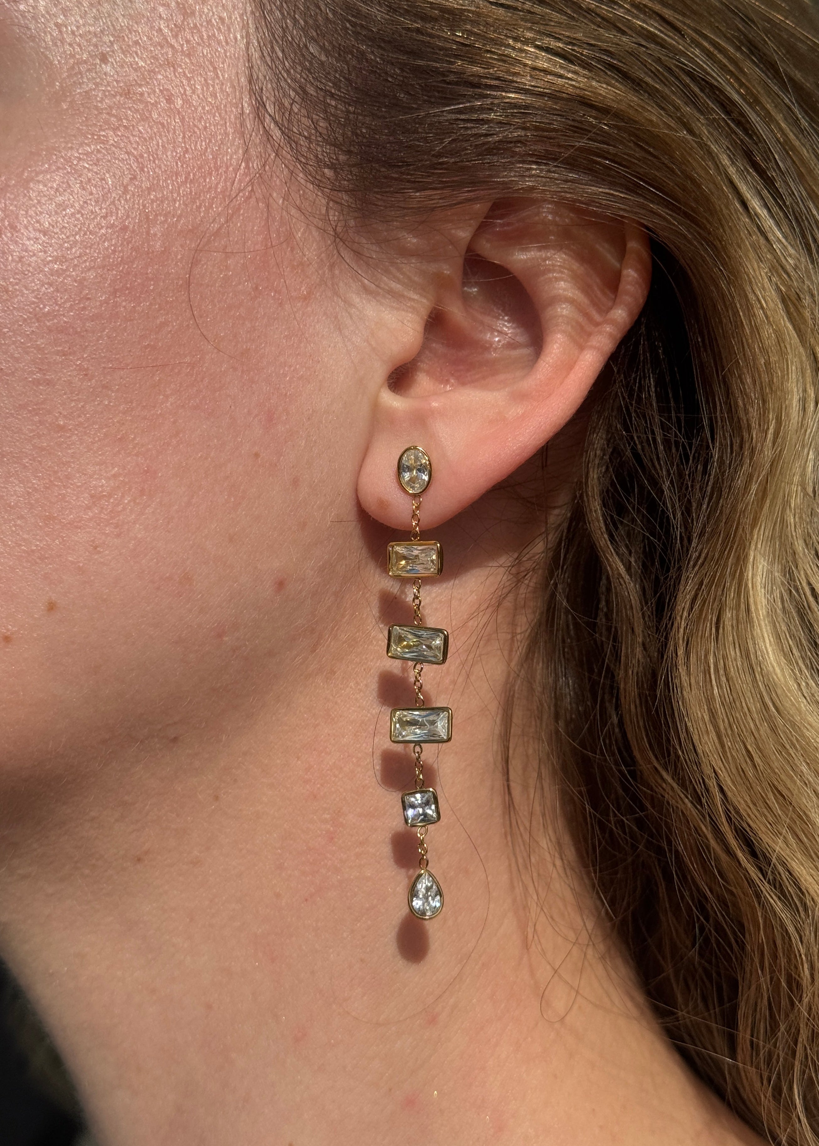 Long Drop Earrings with Square Stones gilded in 18-Carat Gold