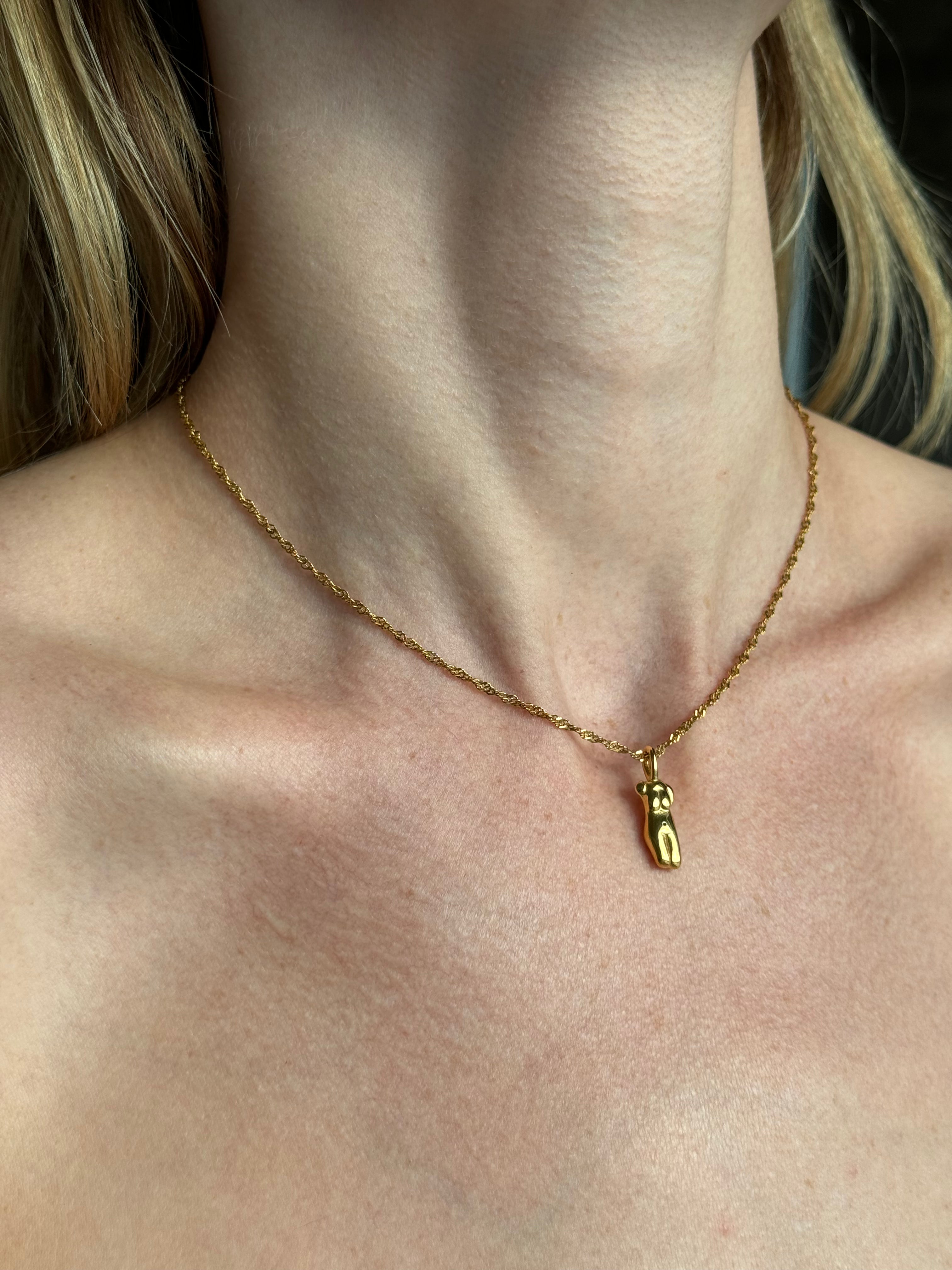 Sculptural pendant charm gilded in 18 Carat Gold