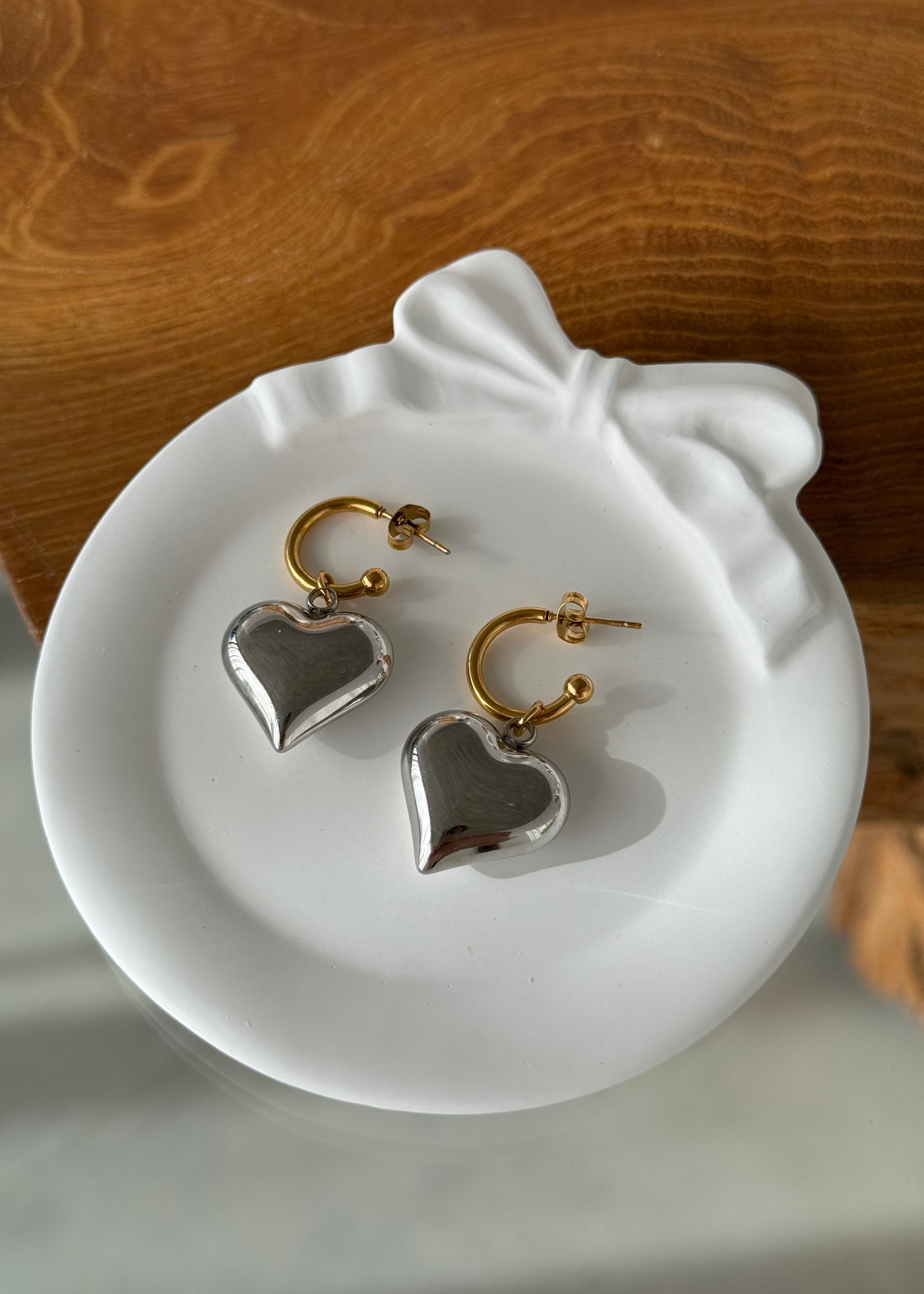 Love-shaped Drop Earrings gilded
in 18-Carat Gold and 925 Silver