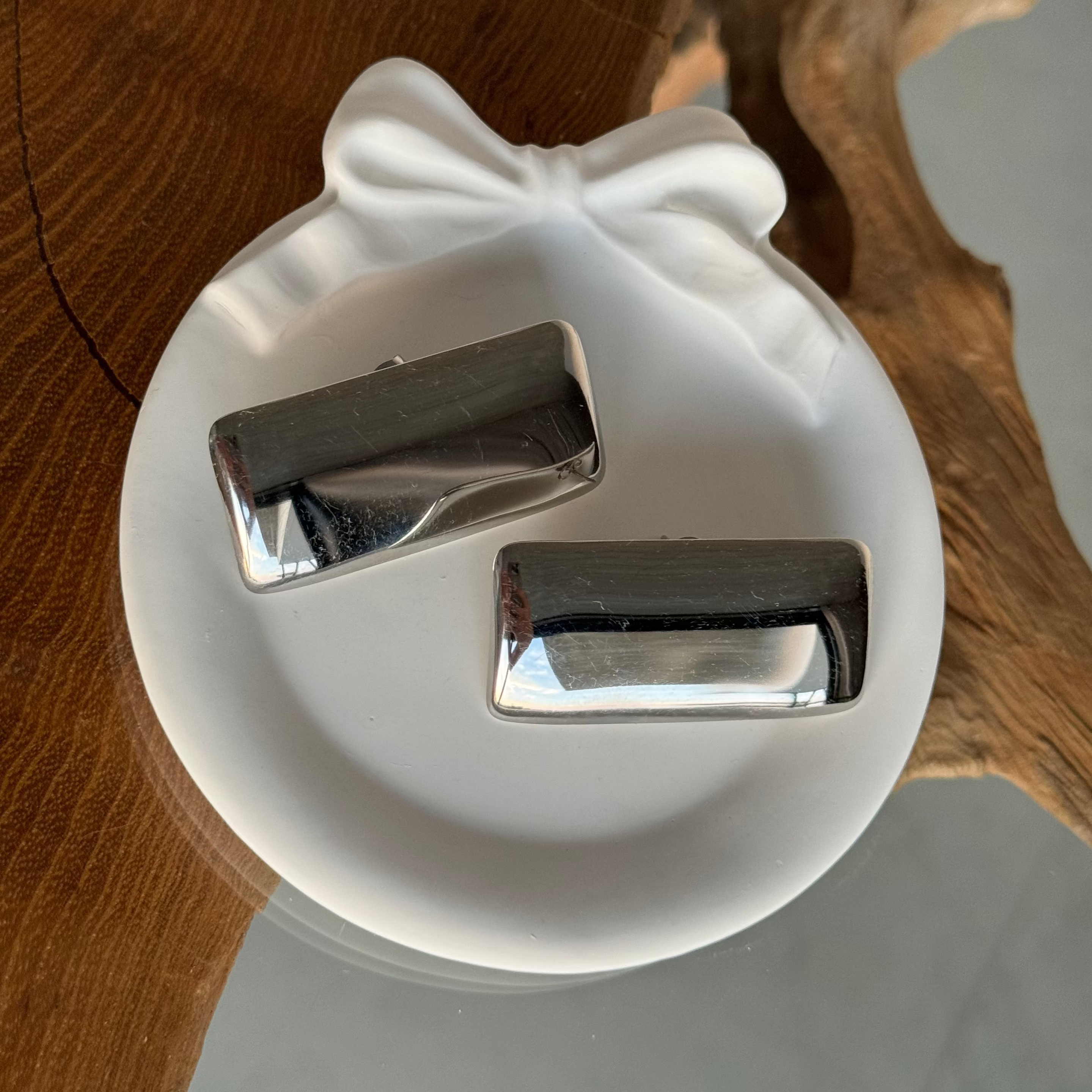 Rectangular Drop Earrings in 925
Silver