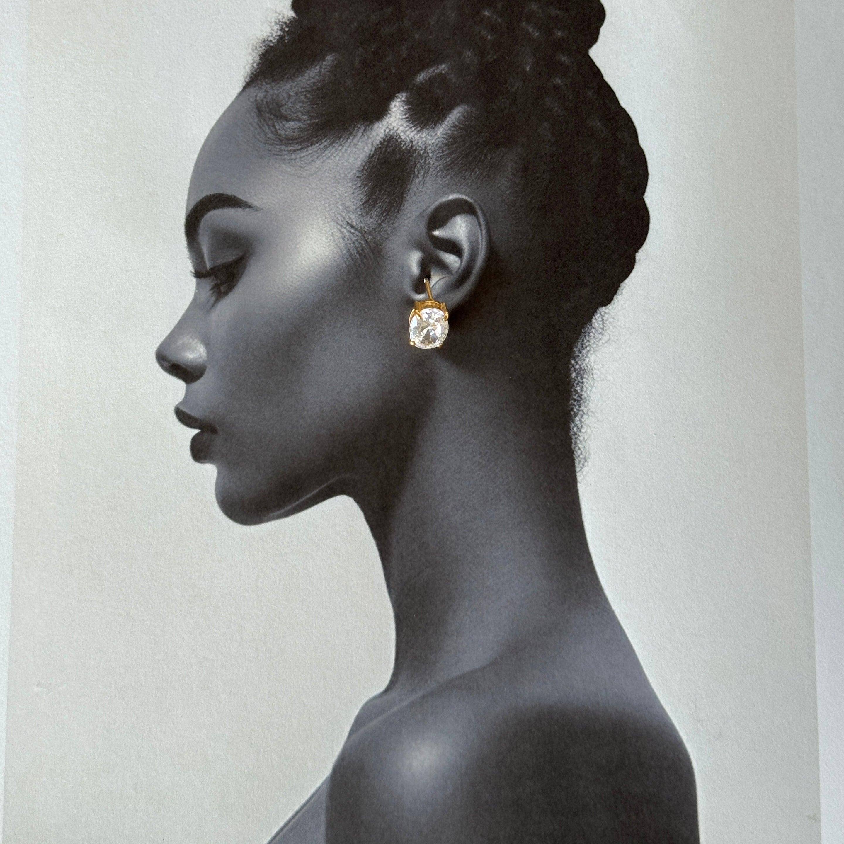 Oval CZ stone Earrings gilded in 18-Carat Gold