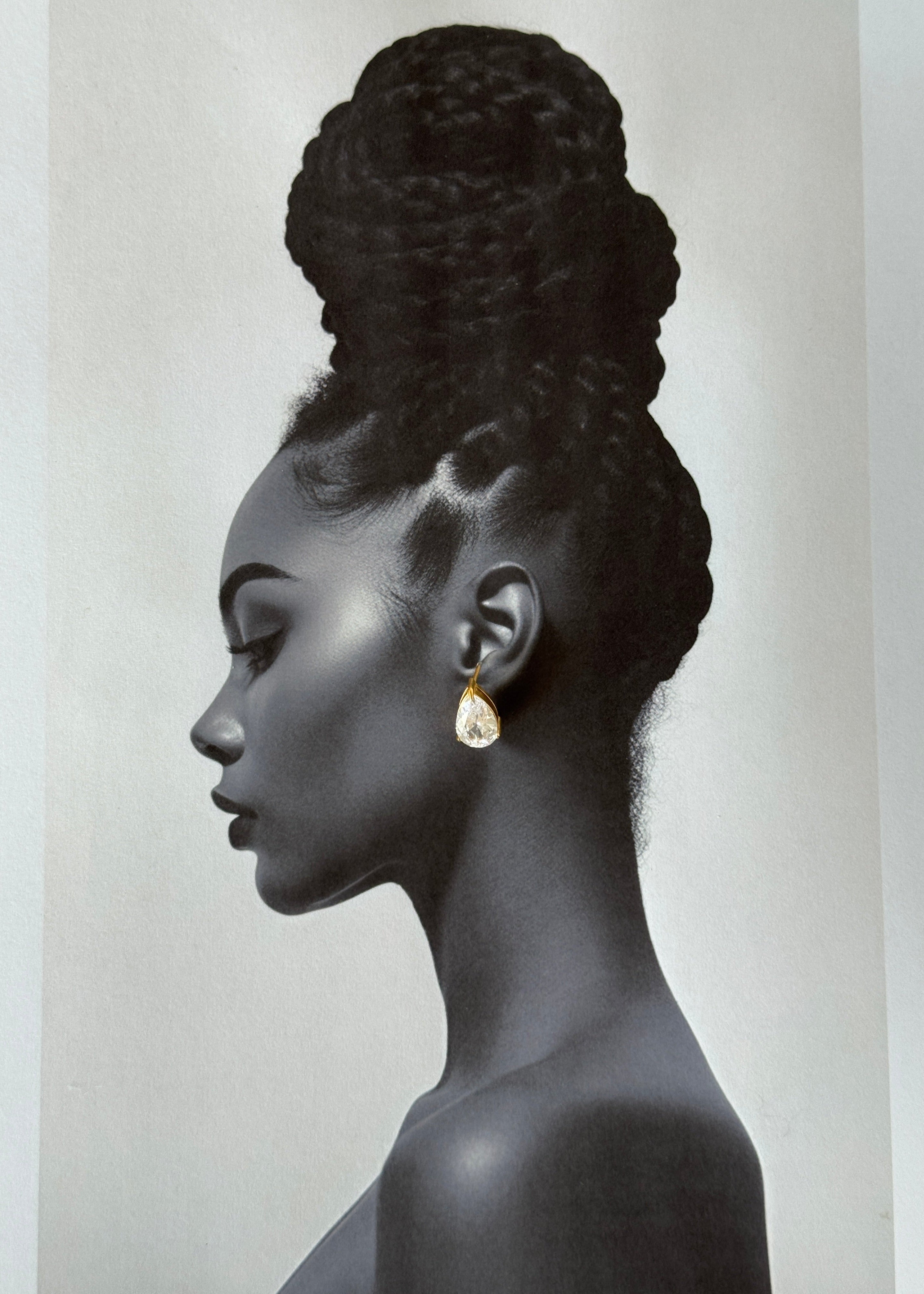 Chunky Drop CZ stone Earrings gilded in 18-Carat Gold