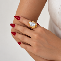 Antoinette · Pearl Signet Ring