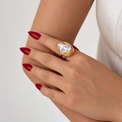 Antoinette · Pearl Signet Ring