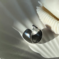 Arc · Curved Ear Cuff