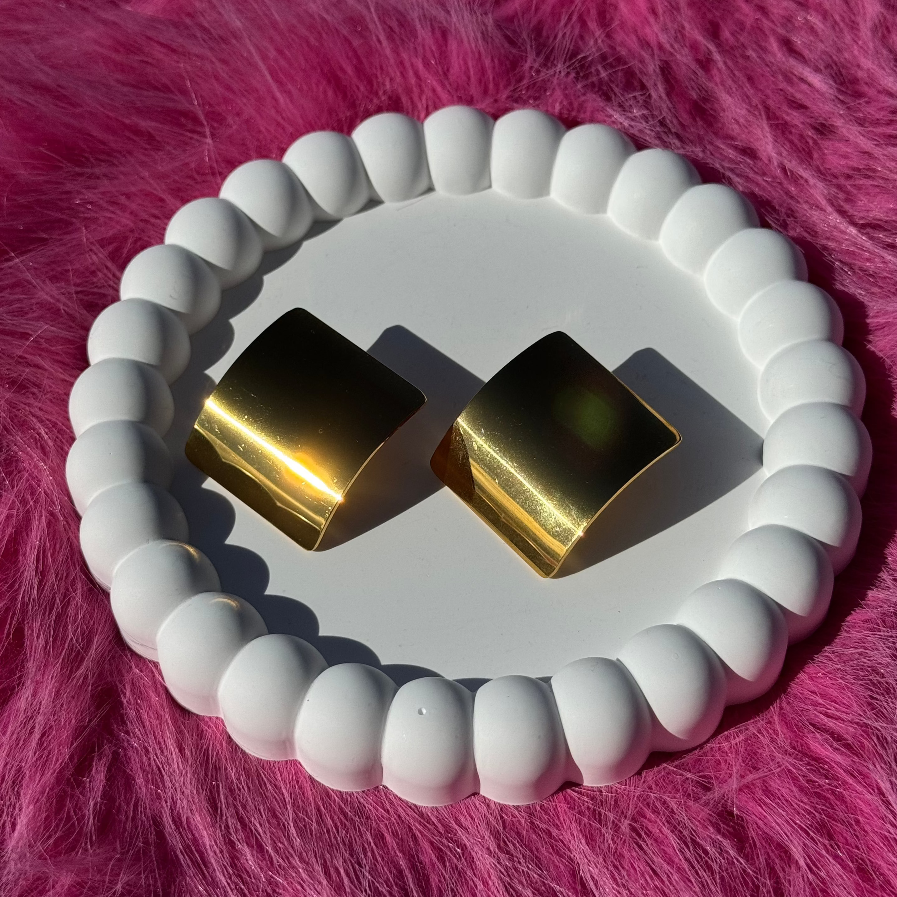 Chunky Square earrings gilded in 18-Carat Gold