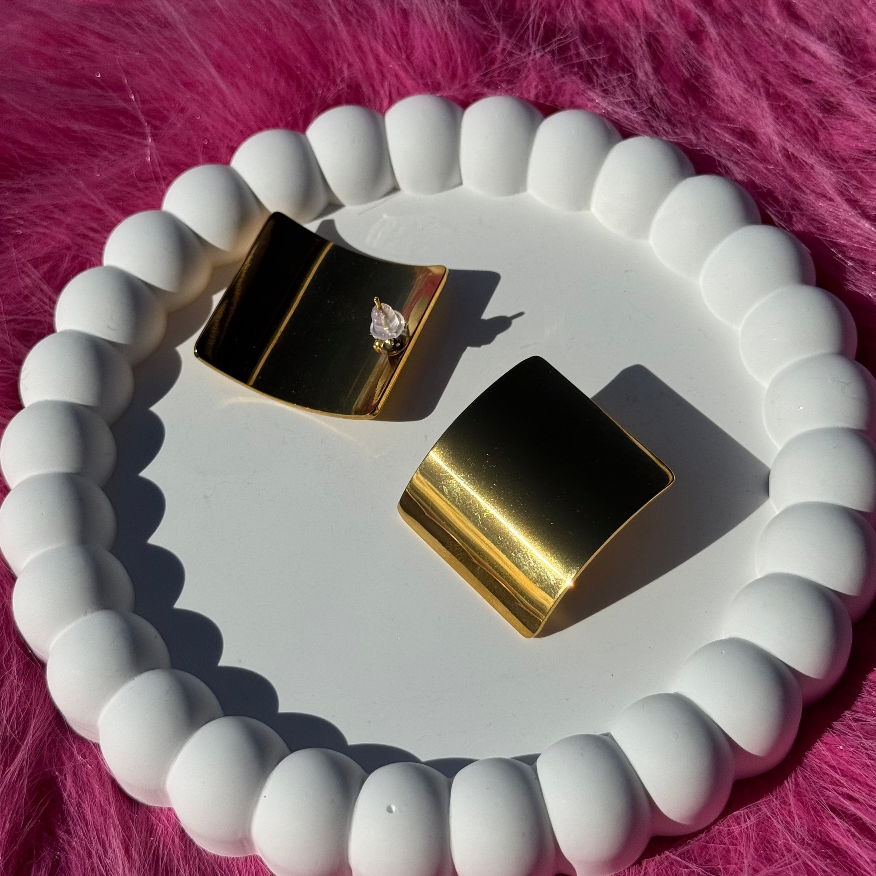 Chunky Square earrings gilded in 18-Carat Gold