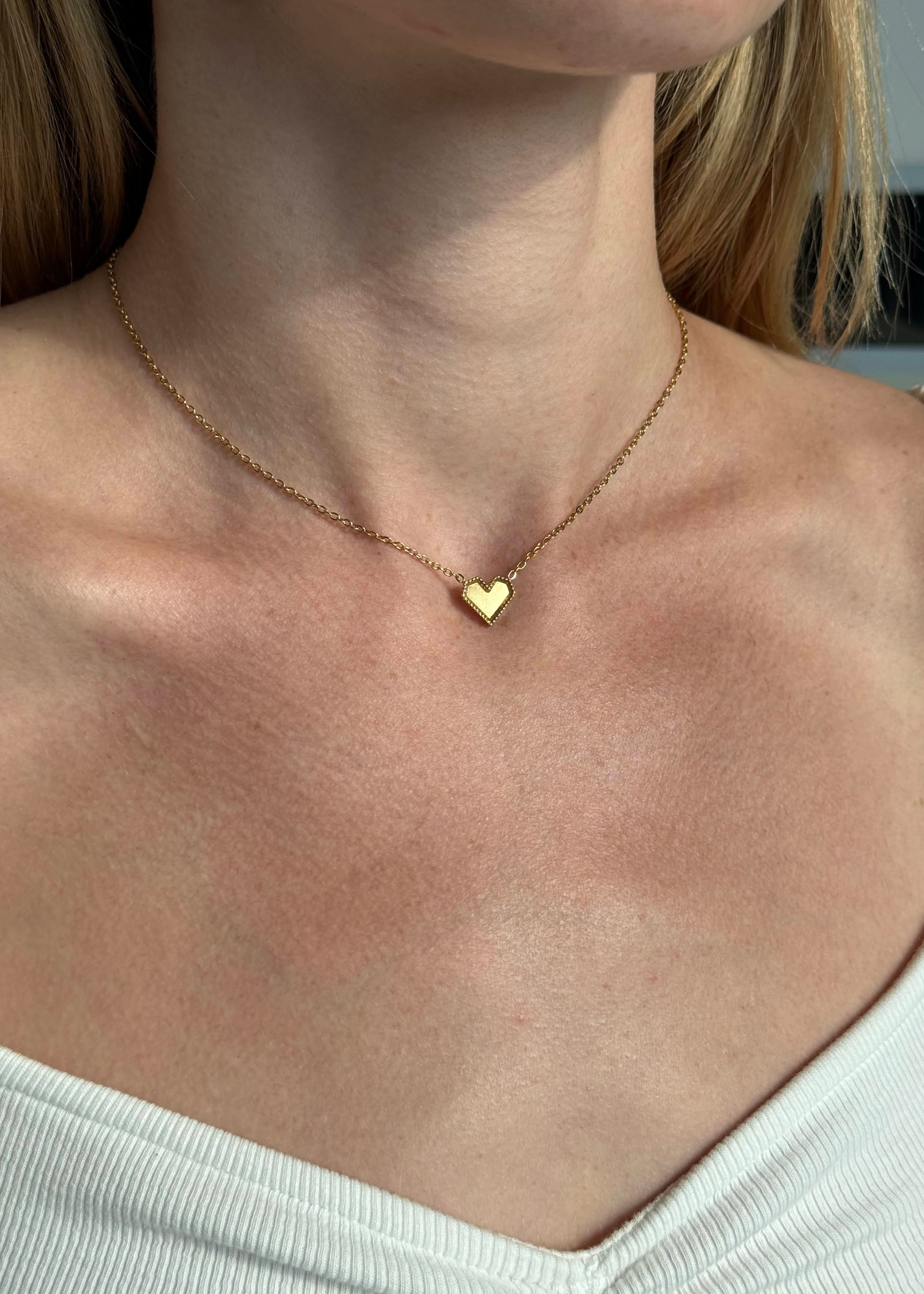 Heart neckless gilded in 18-Carat Gold