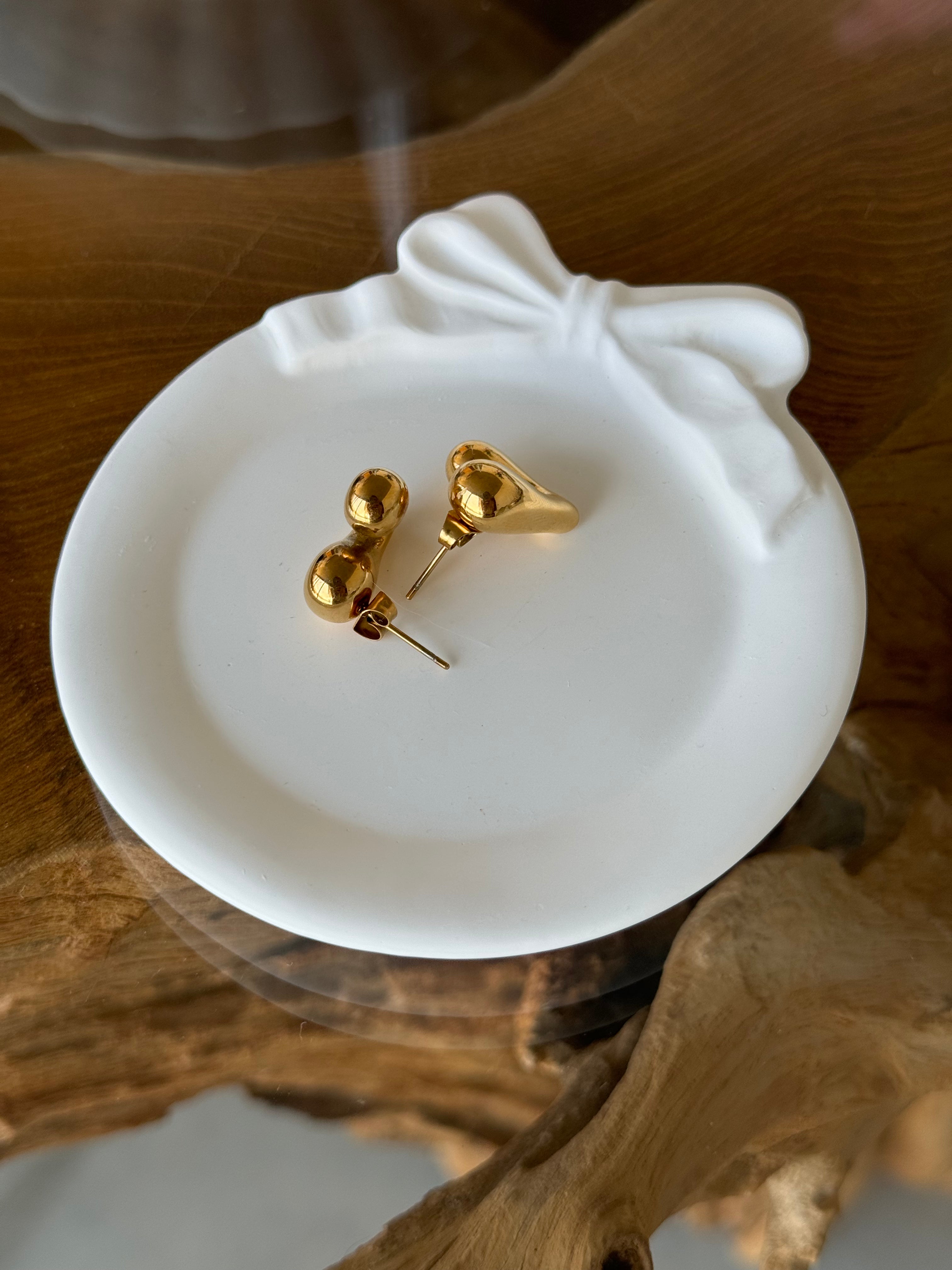 Perfect set-gift for any occasion gilded in 18K Gold